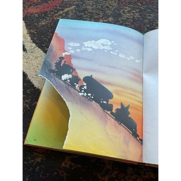 Walt Disney Dumbo Classic Childrens Book - Picture 13 of 16